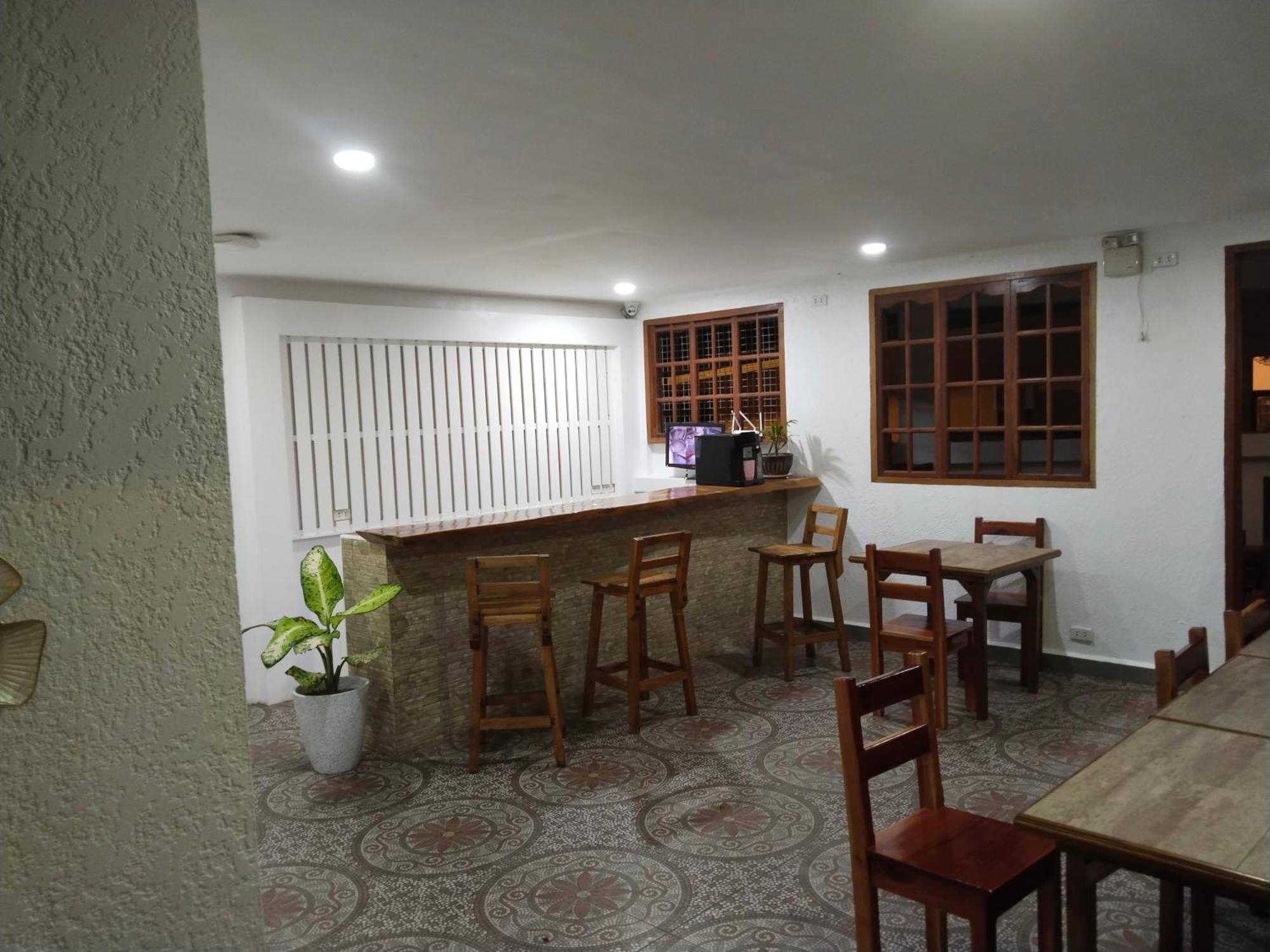 Alona Garden Suites Panglao Buitenkant foto