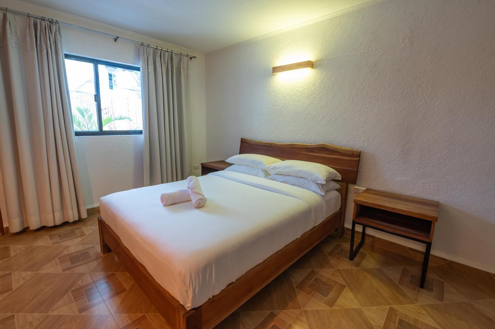 Alona Garden Suites Panglao Buitenkant foto